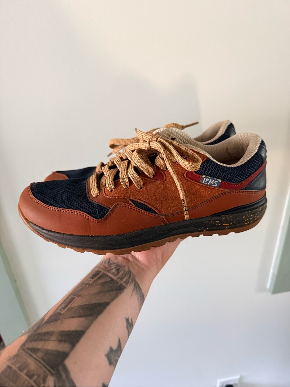 LEMS Women's Navy & Brown Trailhead Hiking Sneakers - Picture 4 of 8